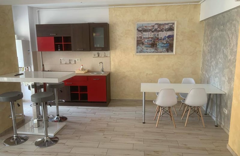 Rental of a comfortable 2-room apartment, 80 m², Mamaia, Constanța, Romania